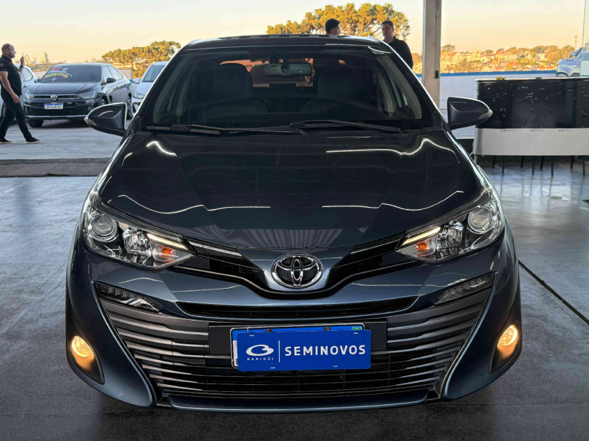 yaris sedan xls connect 1.5 16v cvt1