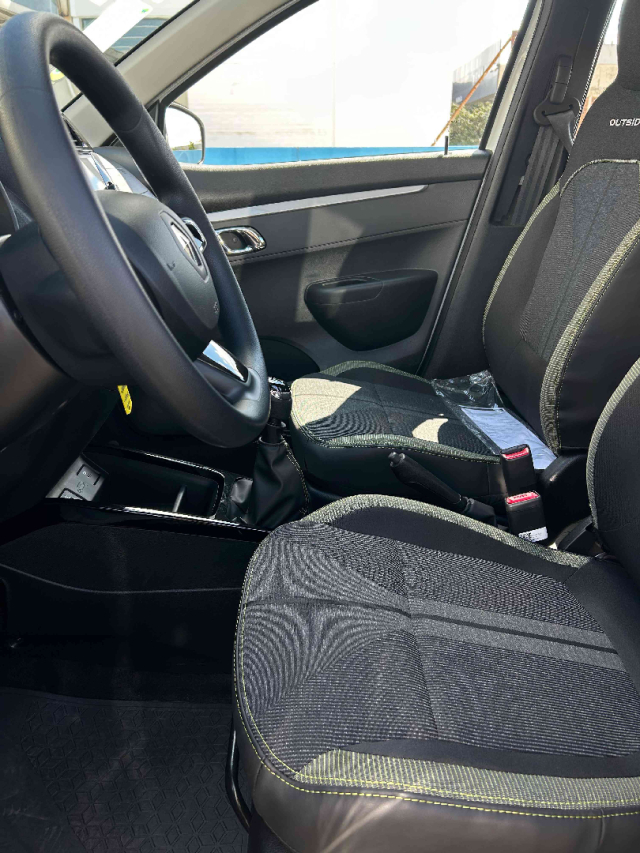 kwid outsider 1.0 mt 71hp9