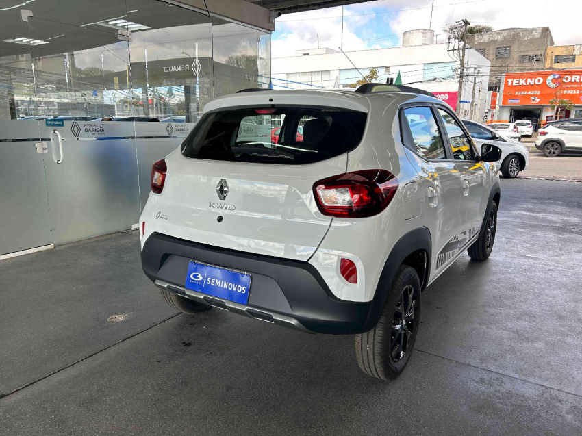 kwid outsider 1.0 mt 71hp3