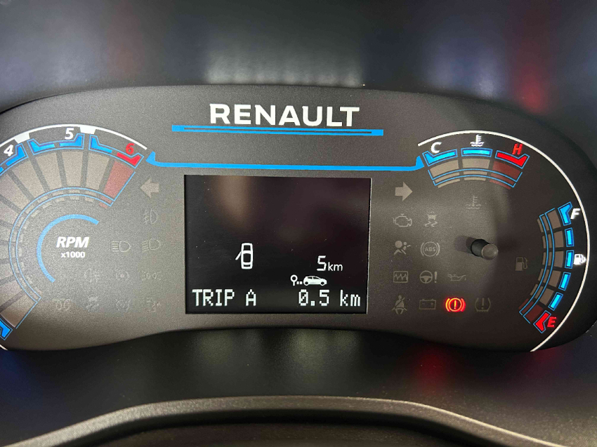kwid zen 1.0 71hp10