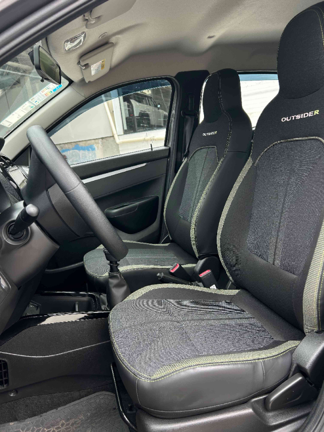 kwid outsider 1.0 mt 71hp9