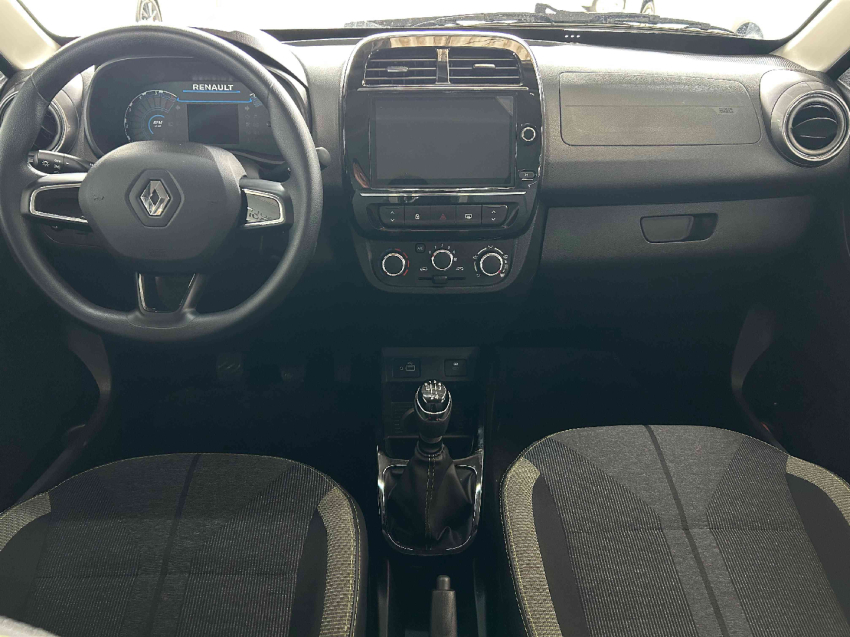 kwid outsider 1.0 mt 71hp7