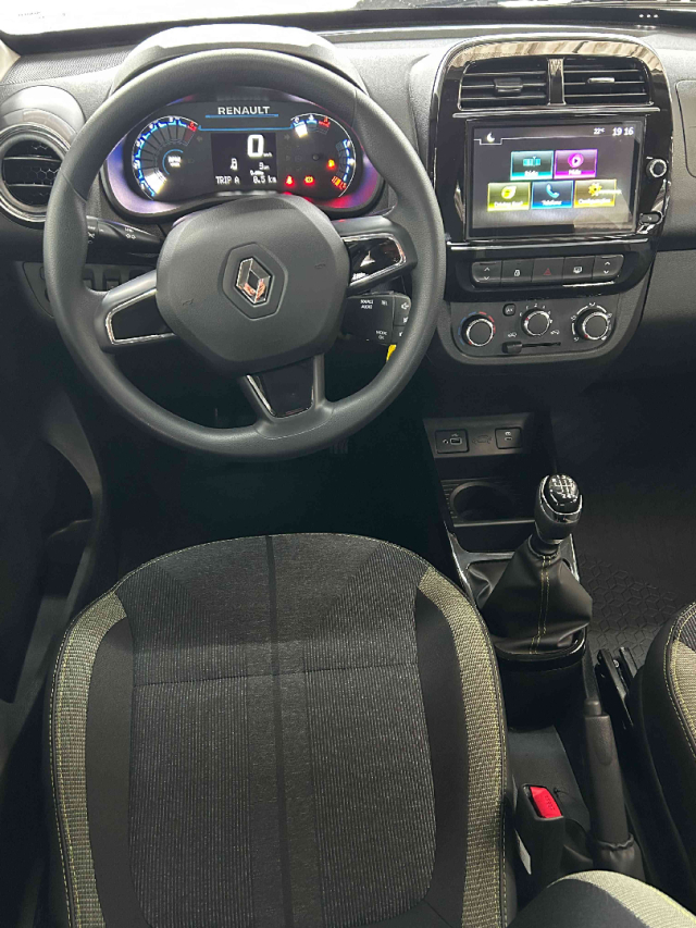 kwid outsider 1.0 flex manual8