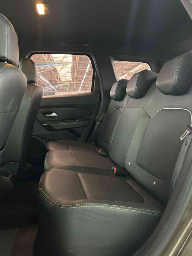 duster iconic 1.6 cvt 16v sce 120hp6