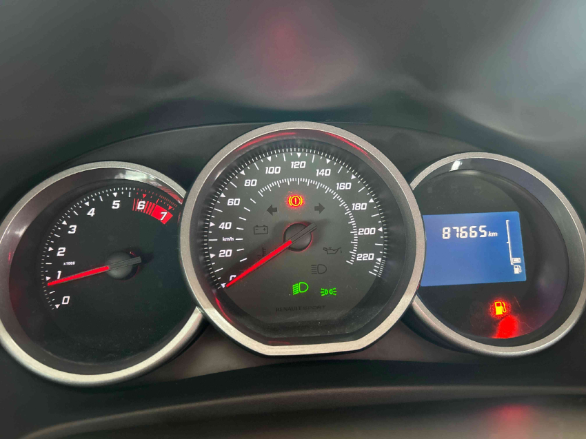 sandero r.s. 2.0 16v hiflex9