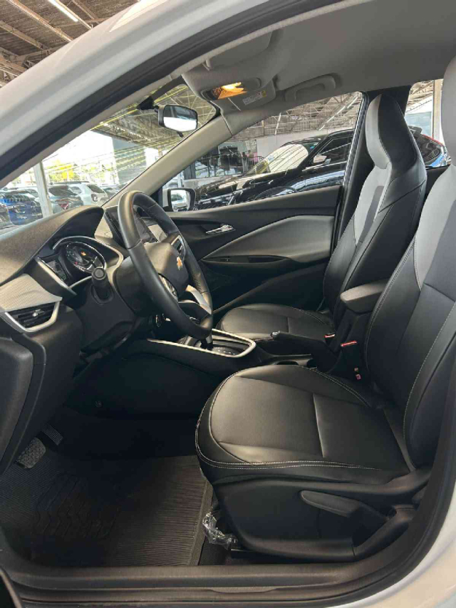 Chevrolet ONIX Flex Automático 2022/239