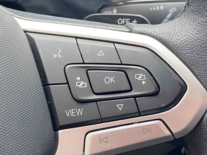 Volkswagen T-CROSS 1.0 200 TSI TOTAL FLEX COMFORTLINE AUTOMÁTICO 2023/2416