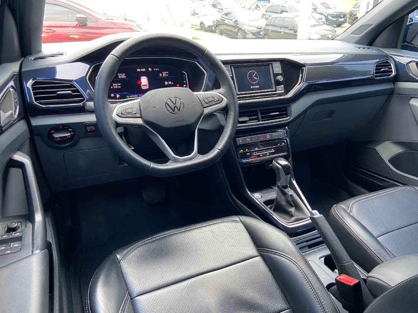 Volkswagen T-CROSS 1.0 200 TSI TOTAL FLEX COMFORTLINE AUTOMÁTICO 2023/249