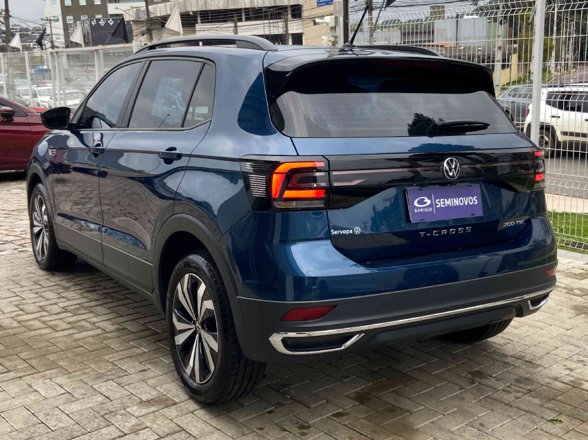Volkswagen T-CROSS 1.0 200 TSI TOTAL FLEX COMFORTLINE AUTOMÁTICO 2023/246
