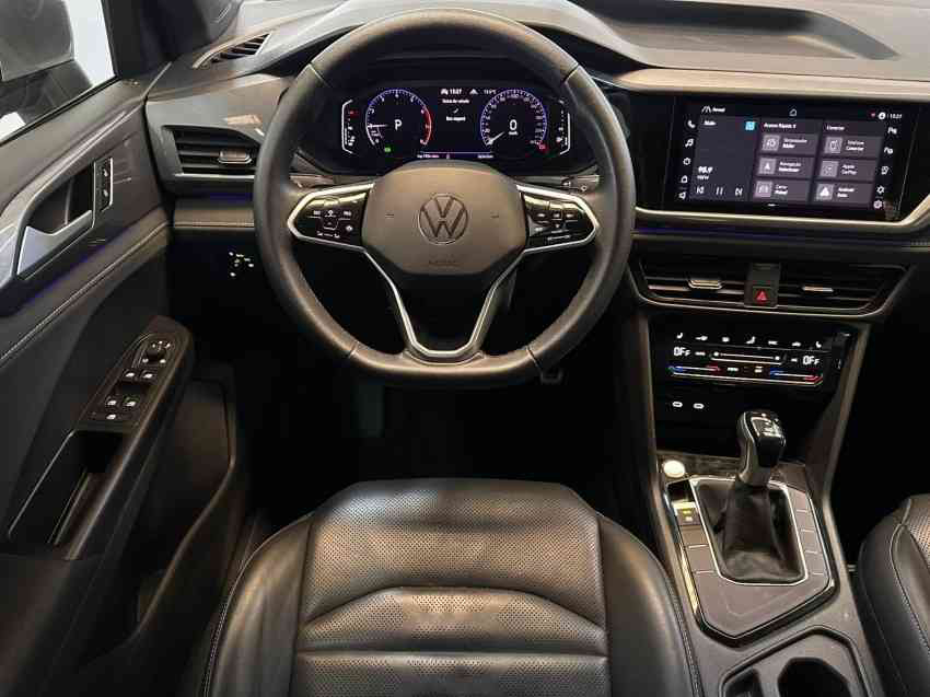 Volkswagen TAOS Flex Semiautomático 2024/248