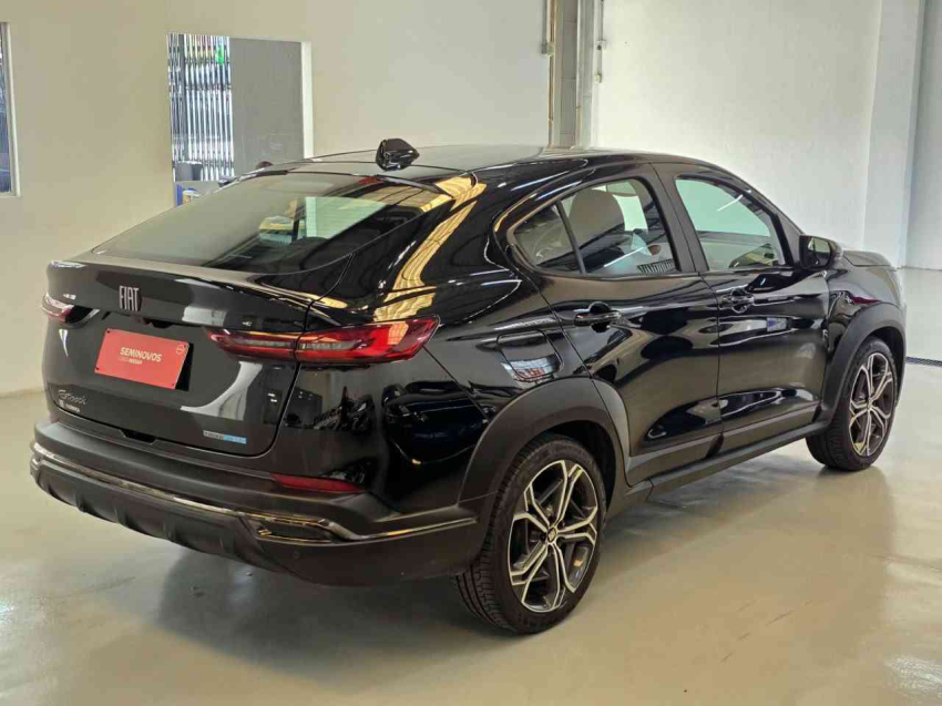 Fiat FASTBACK Híbrido Automático 2024/253