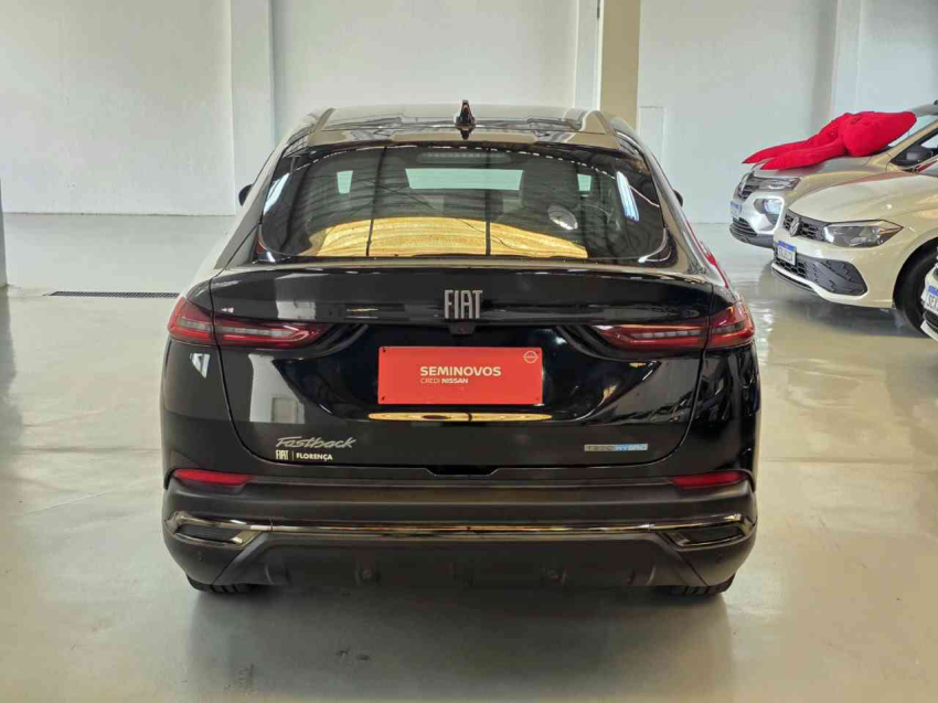 Fiat FASTBACK Híbrido Automático 2024/254