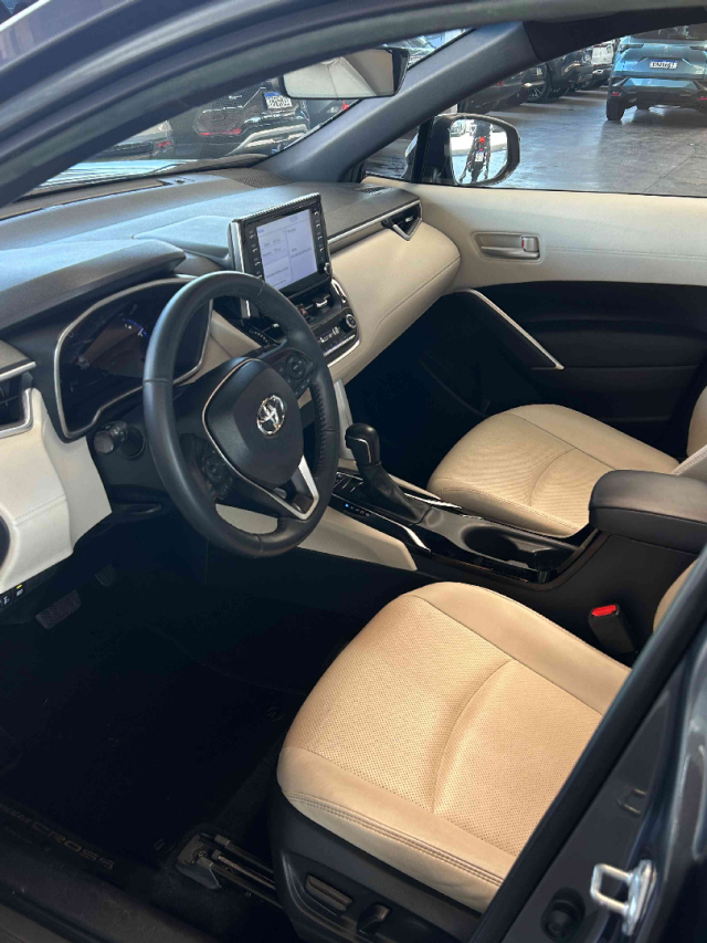 Toyota COROLLA CROSS Híbrido 2022/2311