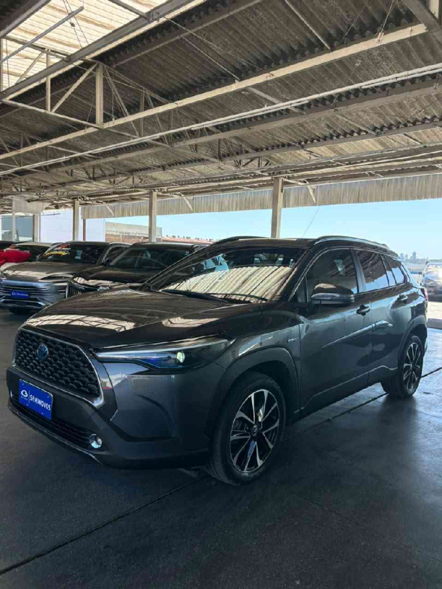 Toyota COROLLA CROSS Híbrido 2022/23