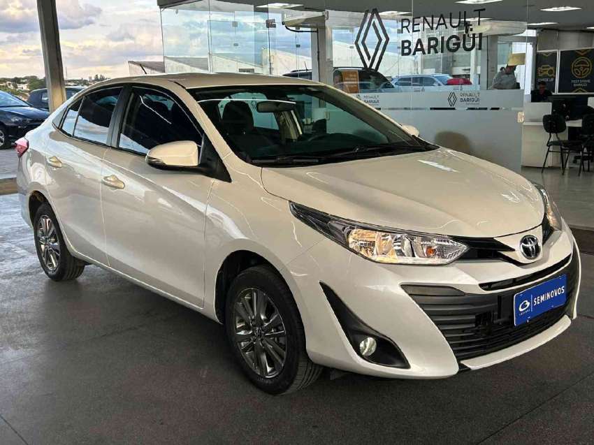 Toyota YARIS Flex Automático 2021/222