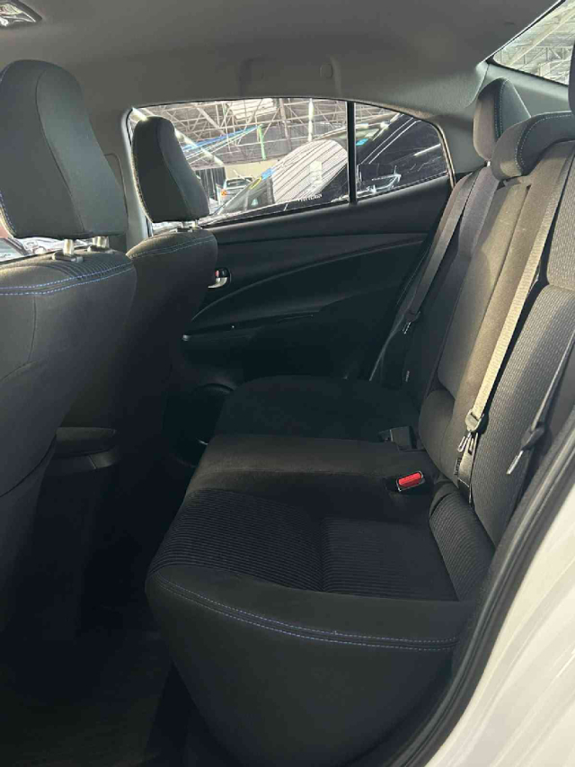 Toyota YARIS Flex Automático 2021/226