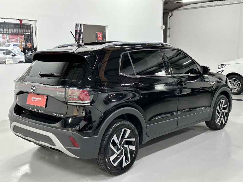 t-cross highline 250 1.4 tsi at6 com teto solar5