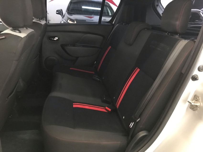 renault sandero 2.0 16v hi-flex rs manual 2022