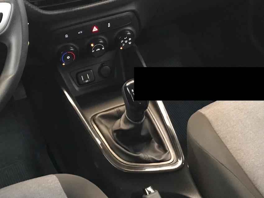 chevrolet onix flex 2023/24
