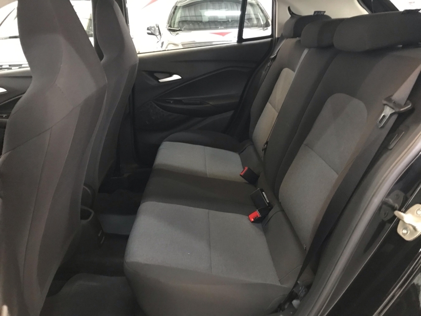 chevrolet onix flex 2023/24