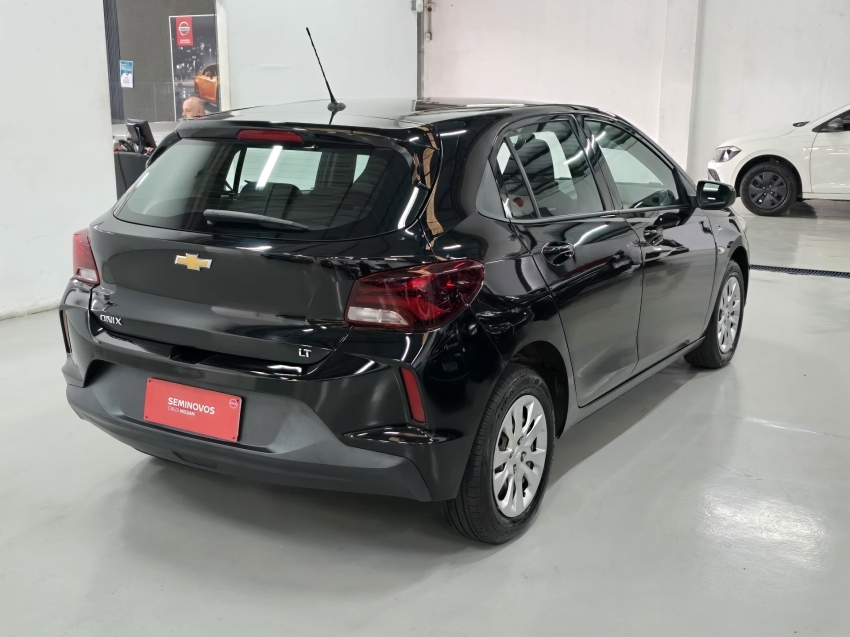 chevrolet onix 1.0 flex lt manual 2023