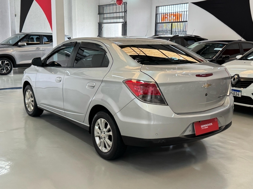 chevrolet prisma 1.4 mpfi ltz 8v flex 4p manual 2014