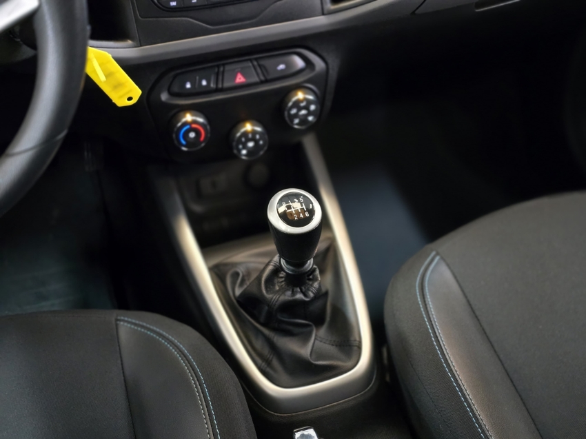 chevrolet onix 1.0 mpfi lt 8v flex 4p manual 2019