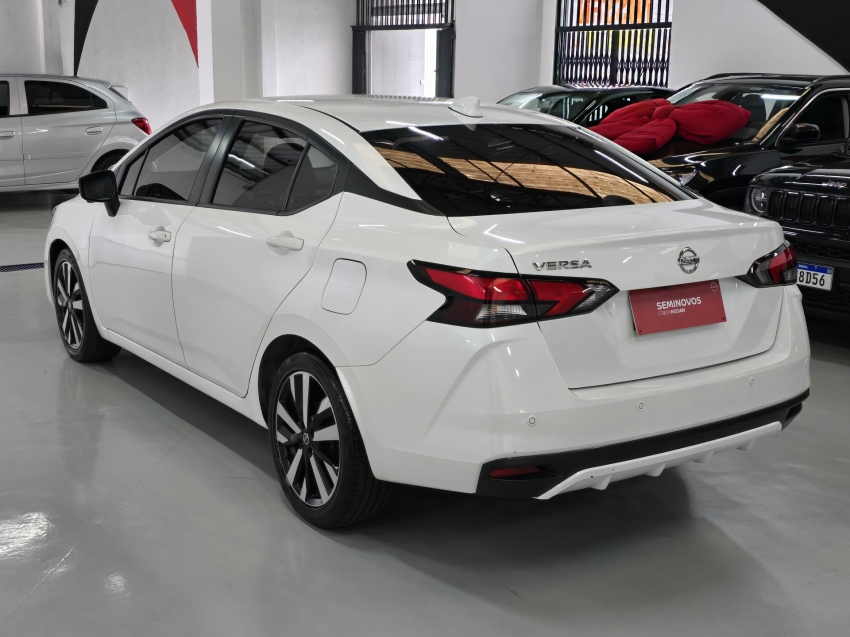 nissan versa 1.6 16v flex exclusive xtronic 4p automatico 2023