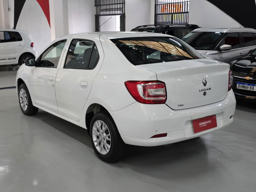 renault logan 1.0 12v sce flex zen manual 4p 2024