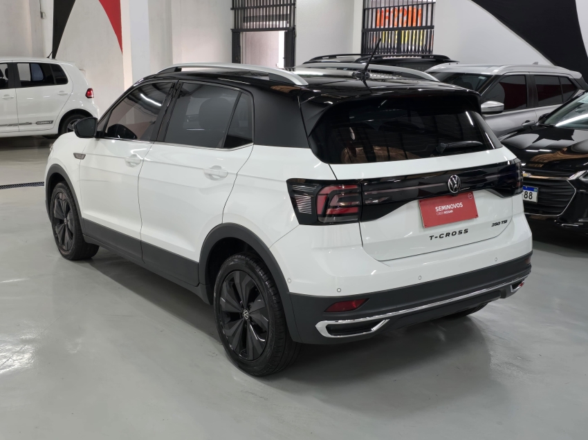 volkswagen t-cross 1.4 250 tsi total flex highline automatico 4p 2023