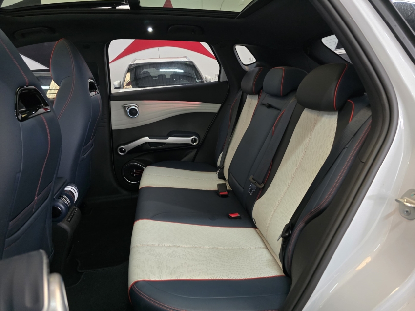 byd yuan plus 60,8 kw eletrico 4p automatico 2024