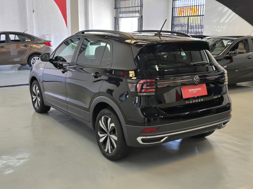 volkswagen t-cross 1.0 200 tsi total flex comfortline automatico 4p 2024