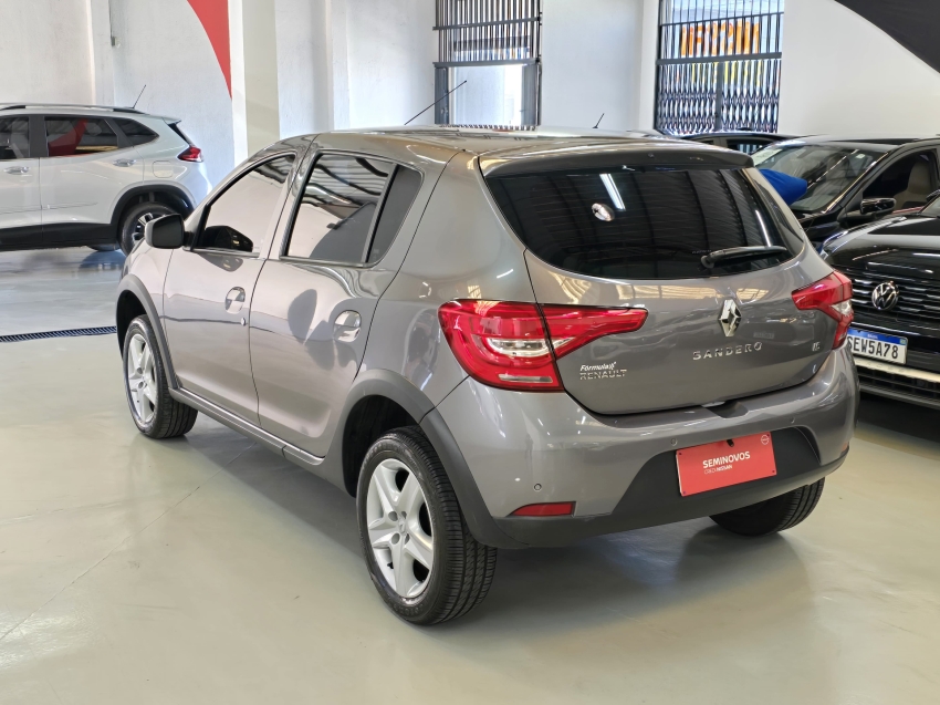 renault sandero 1.6 16v sce flex zen x-tronic 4p automatico 2021