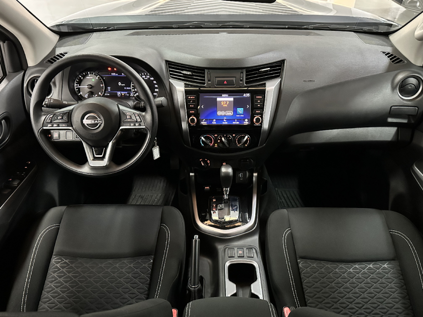 nissan frontier 2.3 16v turbo diesel attack cd 4x4 automatico 4p 2025
