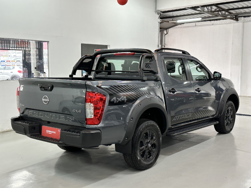 nissan frontier 2.3 16v turbo diesel attack cd 4x4 automatico 4p 2025