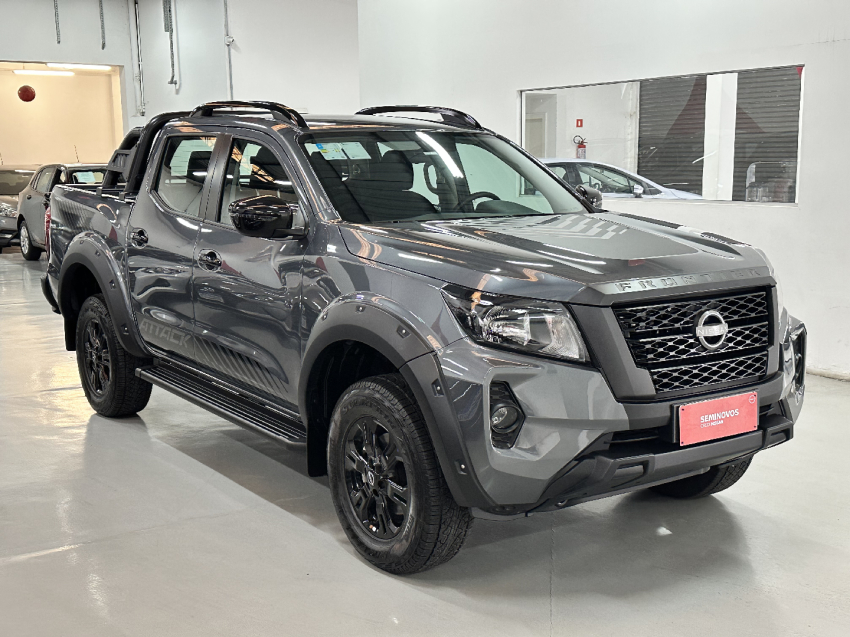 nissan frontier 2.3 16v turbo diesel attack cd 4x4 automatico 4p 2025