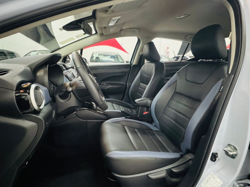 nissan versa 1.6 16v flex exclusive xtronic 4p automatico 2025