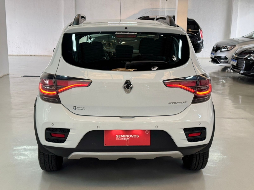 renault stepway flex manual 2023 r$ 65.990,00