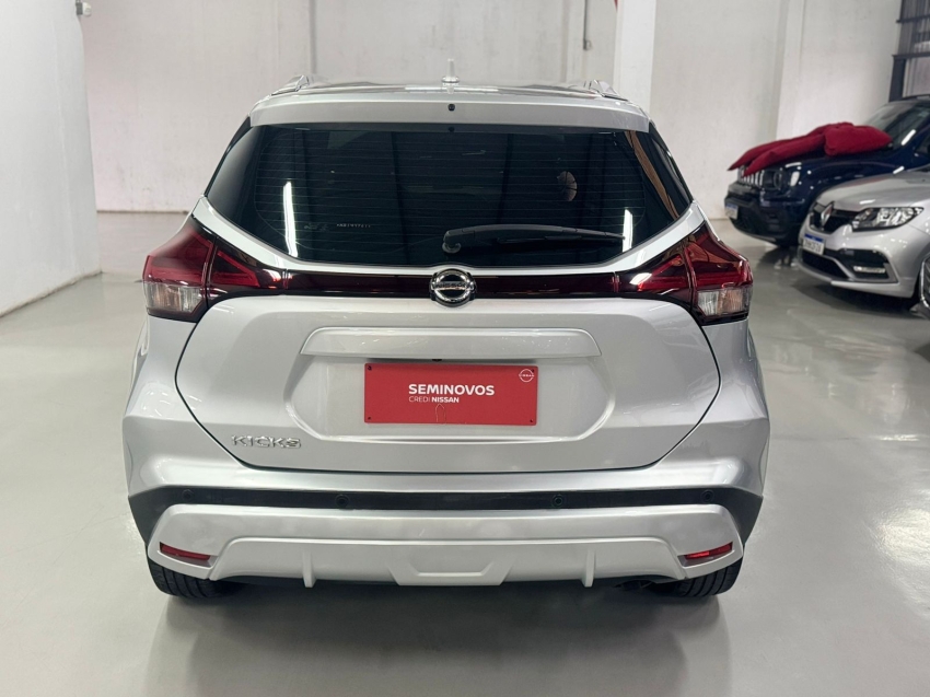 kicks sense 1.6 16v cvt
