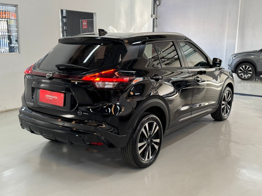 nissan kicks 1.6 16v flexstart exclusive xtronic flex 4p automatico 2023