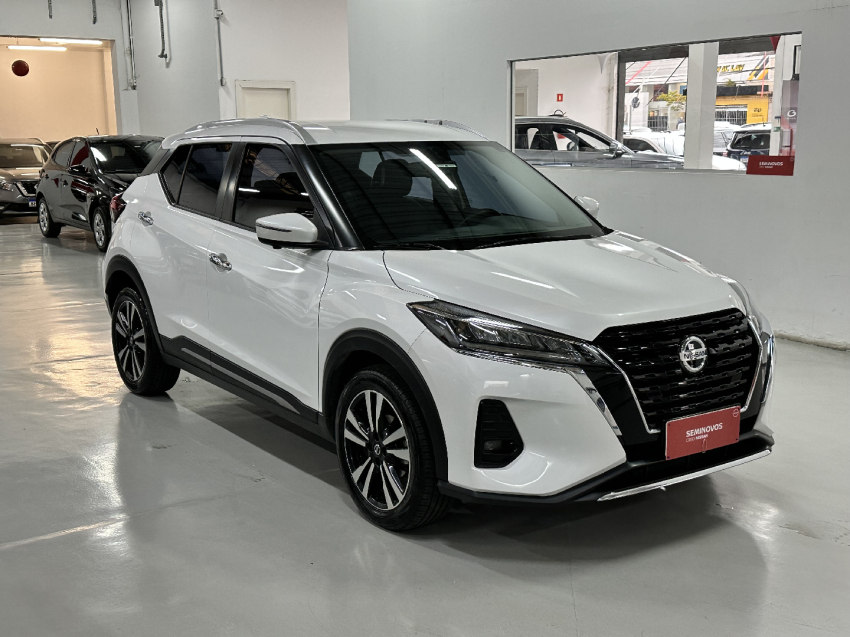 nissan kicks 1.6 16v flexstart exclusive xtronic flex 4p automatico 2022