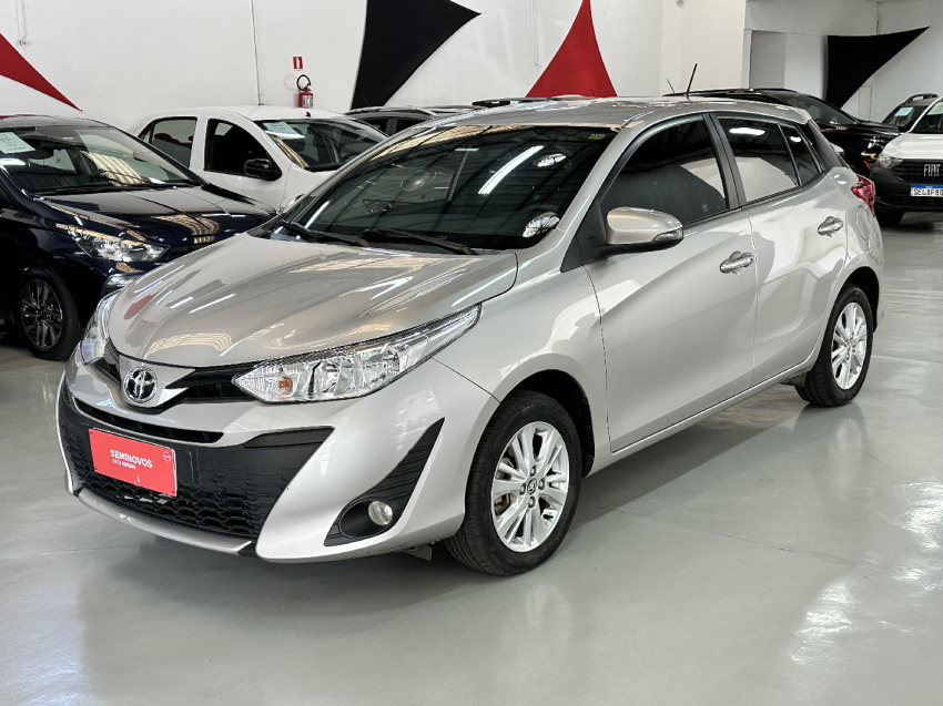 toyota yaris hatch xl plus tech 1.3 16v cvt flex 2018/19