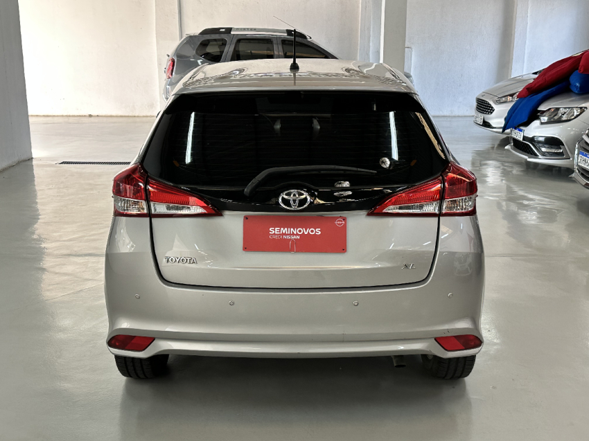 toyota yaris hatch xl plus tech 1.3 16v cvt flex 2018/19