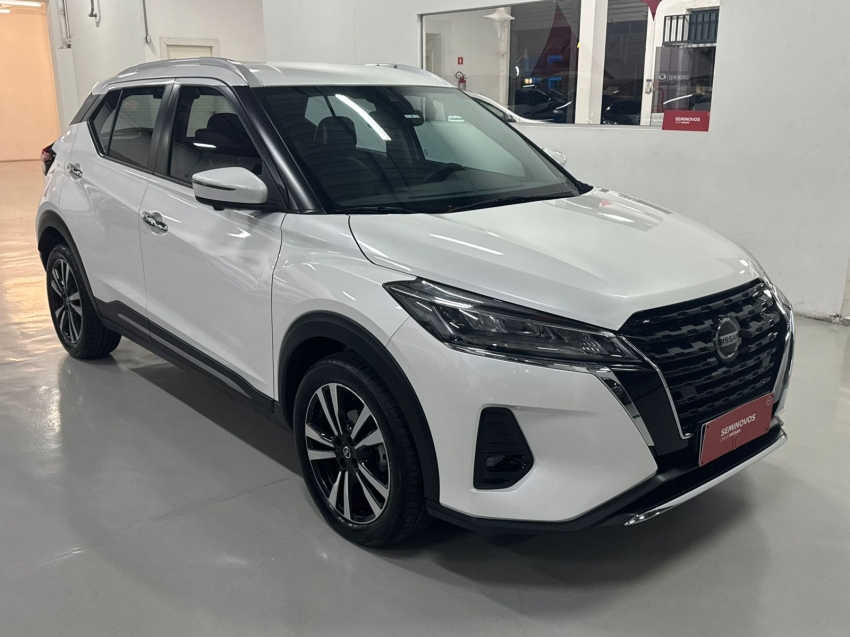 nissan kicks 1.6 16v flexstart exclusive xtronic flex 4p automatico 2022