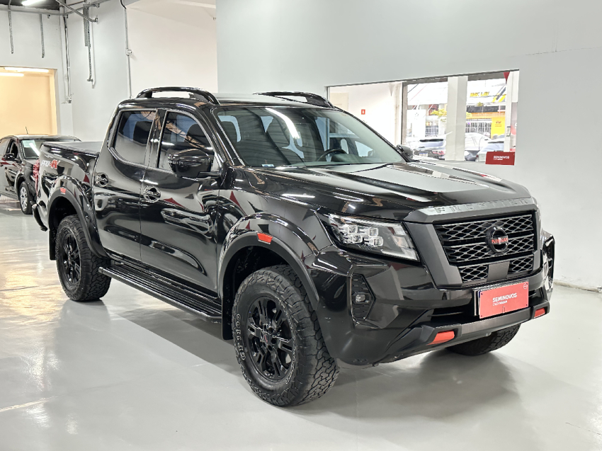 nissan frontier 2.3 16v turbo diesel pro4x cd 4x4 automatico 4p 2023