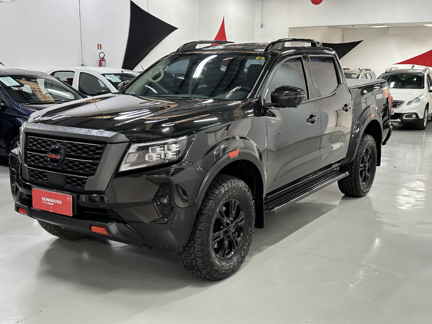nissan frontier 2.3 16v turbo diesel pro4x cd 4x4 automatico 4p 2023