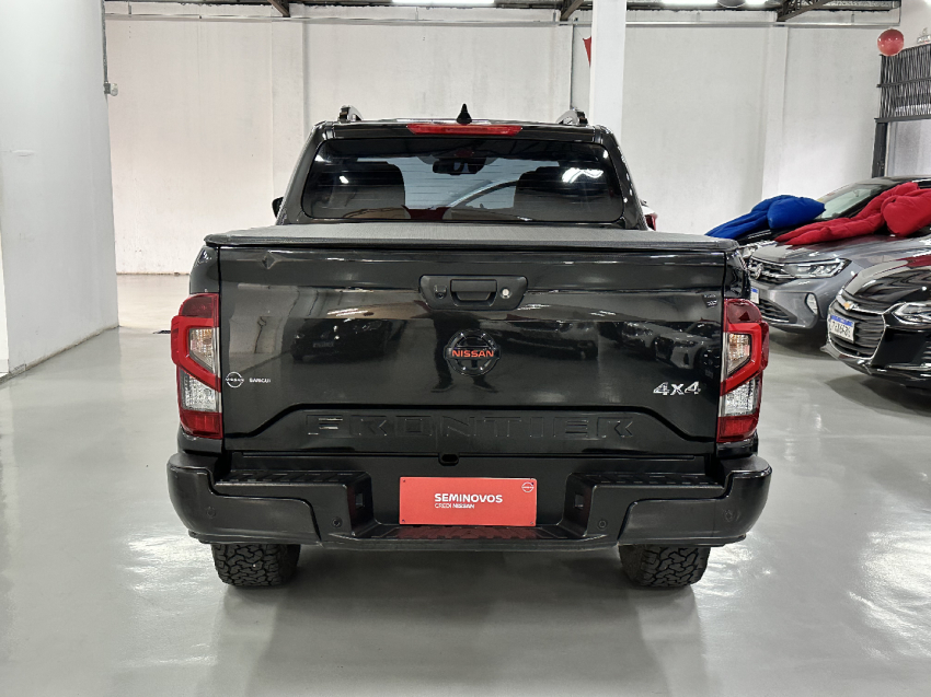 nissan frontier 2.3 16v turbo diesel pro4x cd 4x4 automatico 4p 2023
