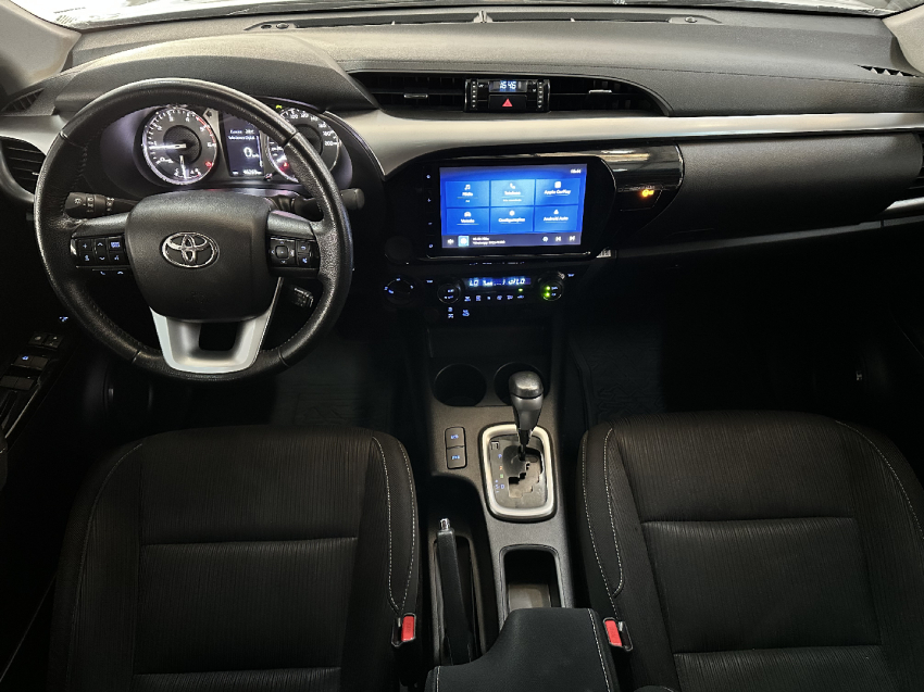 toyota hilux 2.8 d-4d turbo diesel cd sr 4x4 automatico 4p 2024