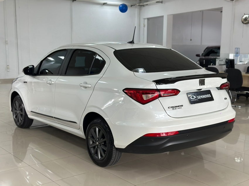 fiat cronos 1.3 flex drive s-design automatico 4p 2025
