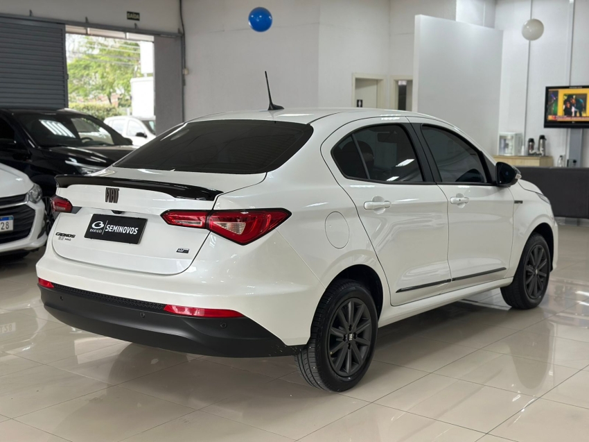 fiat cronos 1.3 flex drive s-design automatico 4p 2025